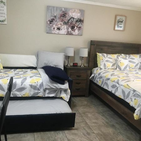 Just Like Being At Home- Newly Renovated Unit North Troy Dış mekan fotoğraf