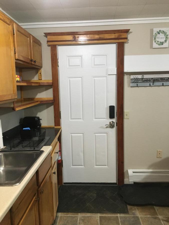 Just Like Being At Home- Newly Renovated Unit North Troy Dış mekan fotoğraf