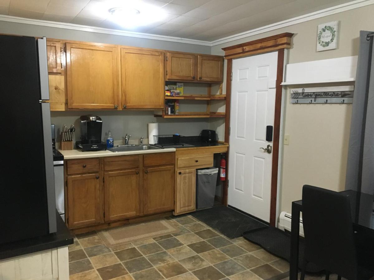 Just Like Being At Home- Newly Renovated Unit North Troy Dış mekan fotoğraf